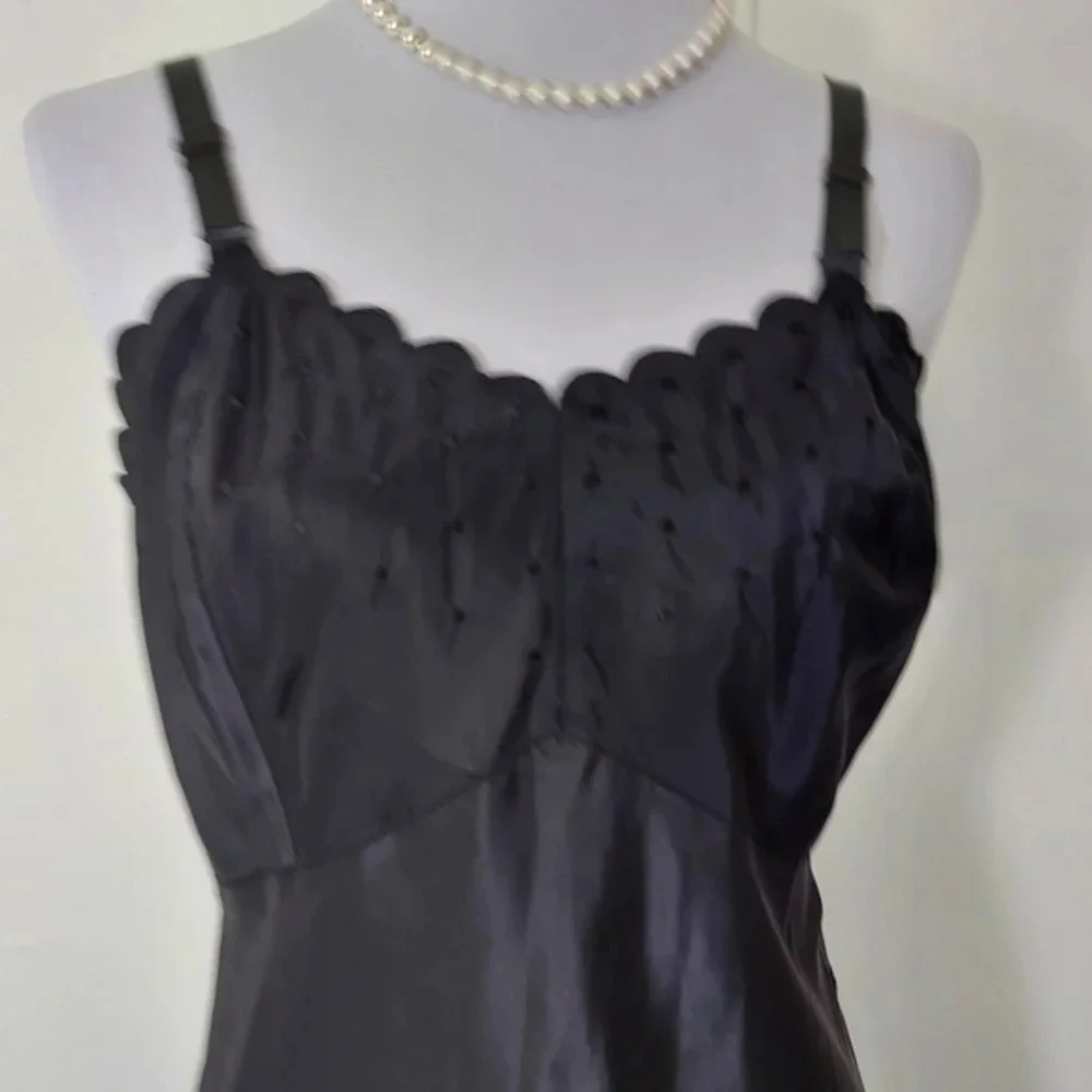 Vintage Black Barbizon Candie Tafredda Scalloped Edges Sexy Unique‎ Slip Dress - Picture 10 of 16